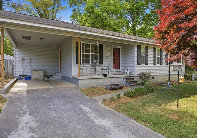 Photo 2 of Single family home for sale at 555 Corvette Dr, Chatsworth, GA 30705 | MLS# 1541850 | Listing updated on 2026-08-31