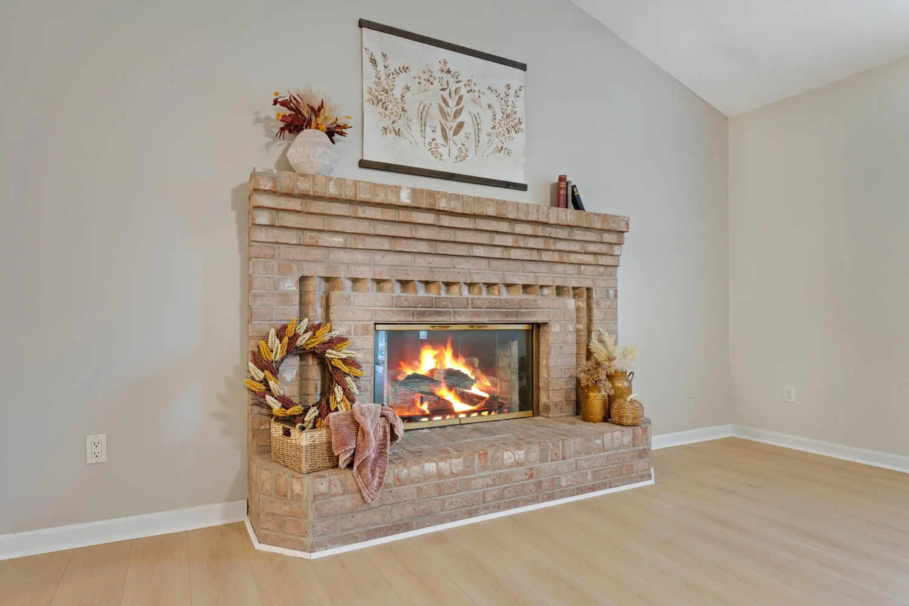 Photo 4 of Single family home for sale at 131 Hickory Holw Ln, Ringgold, GA 30736 | MLS# 1545048 | Listing updated on 2026-10-29