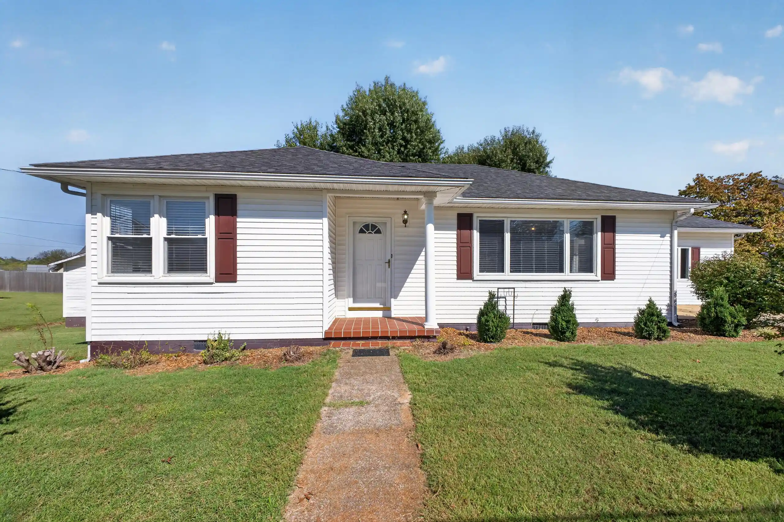 Single family home for sale at 104 2nd Avenue N, Decherd, TN 37324 | MLS# 1544639