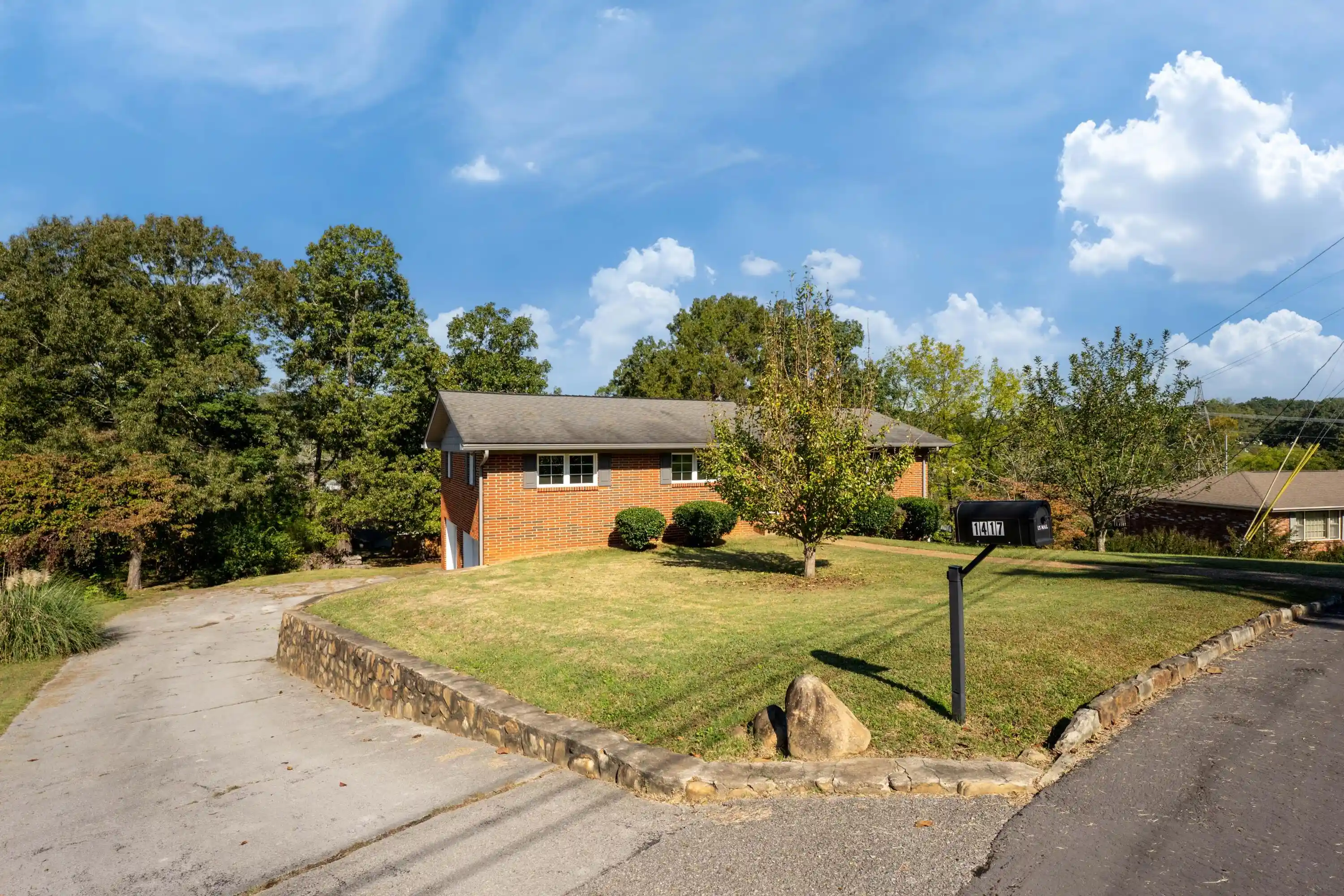 Photo 1 of Single family home for sale at 1417 Anna St, Hixson, TN 37343 | MLS# 1544679 | Listing updated on 2026-10-15