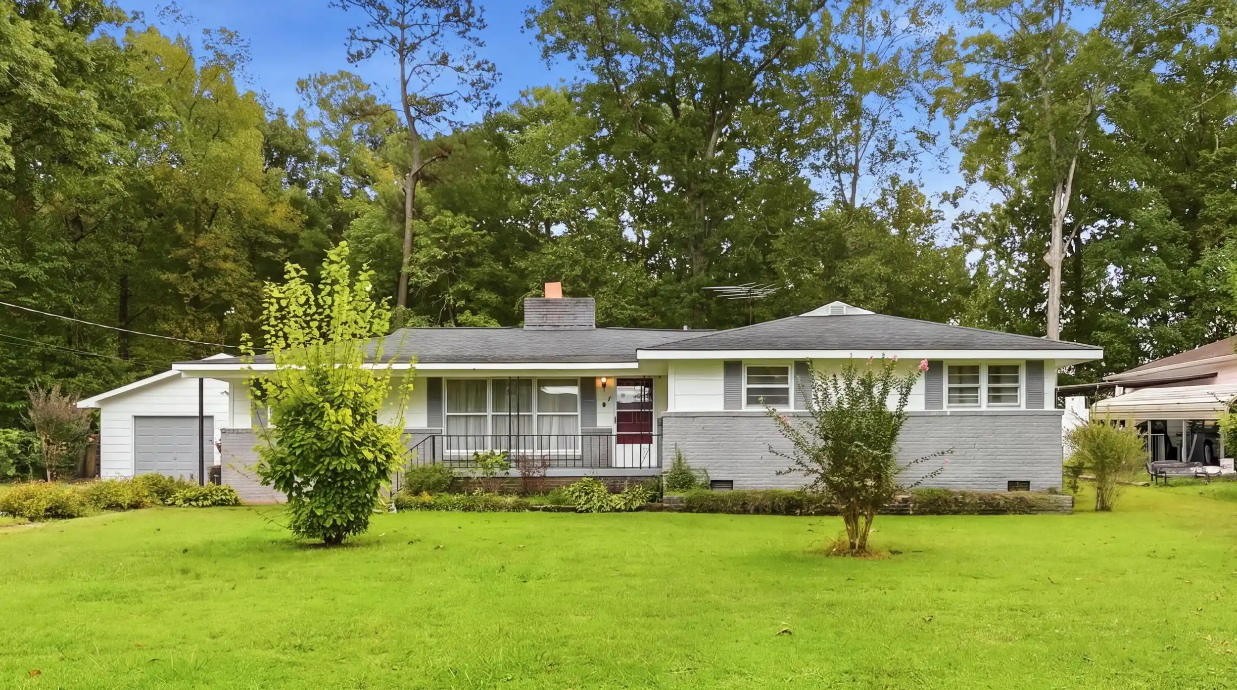 Photo 1 of Single family home for sale at 1130 Mcdonald Dr, Chattanooga, TN 37421 | MLS# 1544670 | Listing updated on 2026-10-20