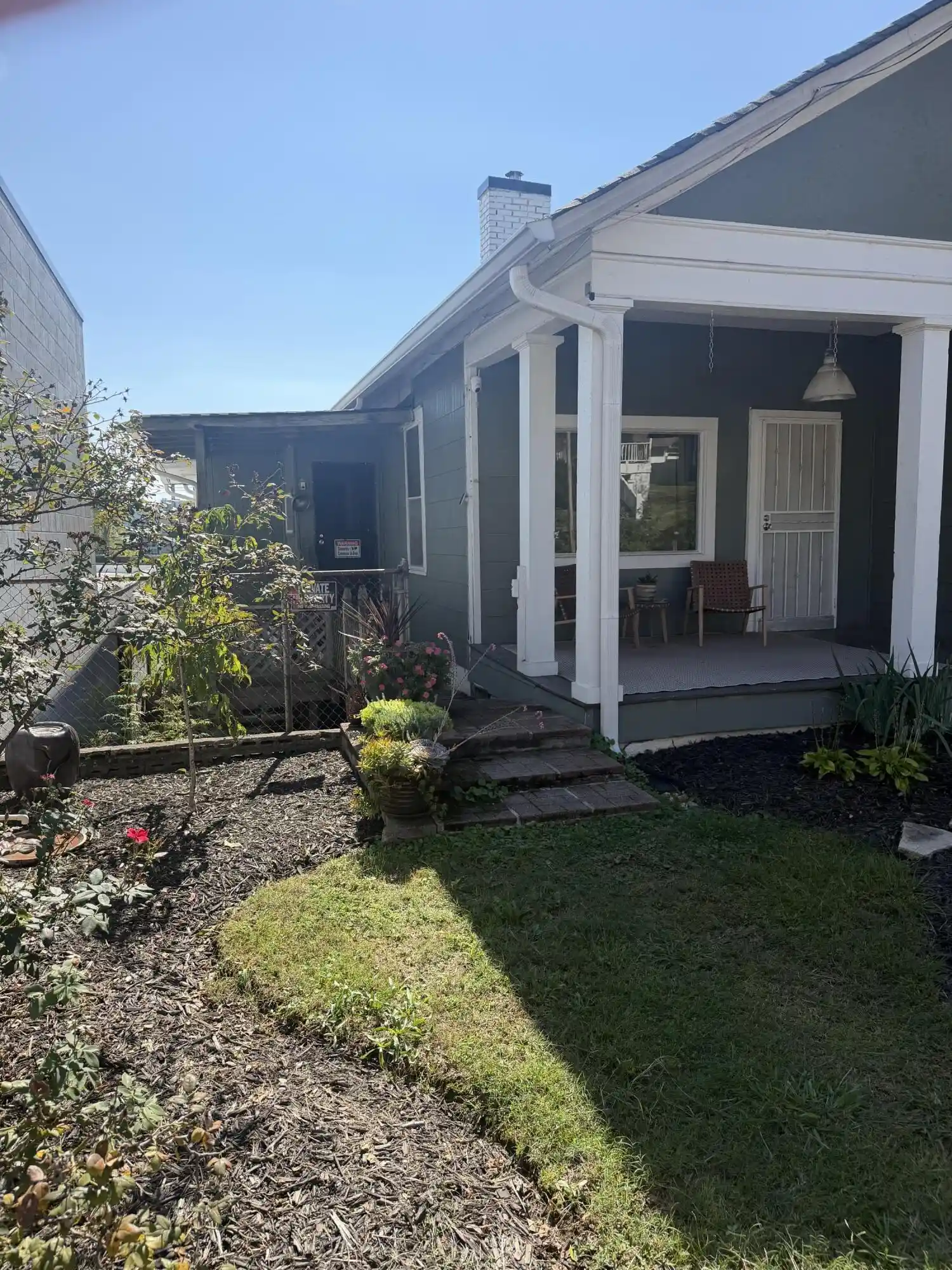 Photo 1 of Single family home for sale at 512 W Bell Ave, Chattanooga, TN 37405 | MLS# 1544708 | Listing updated on 2026-10-16