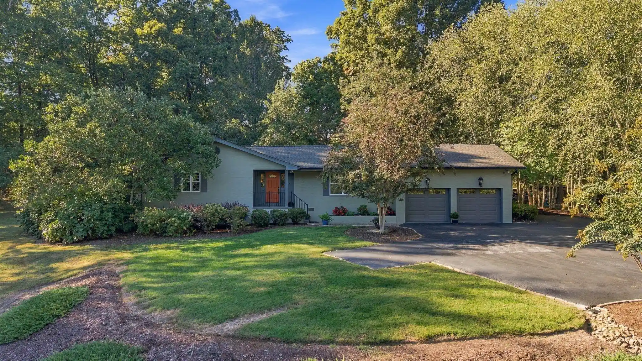 Photo 1 of Single family home for sale at 8439 Fair Oaks Rd, Hixson, TN 37343 | MLS# 1545113 | Listing updated on 2026-10-27