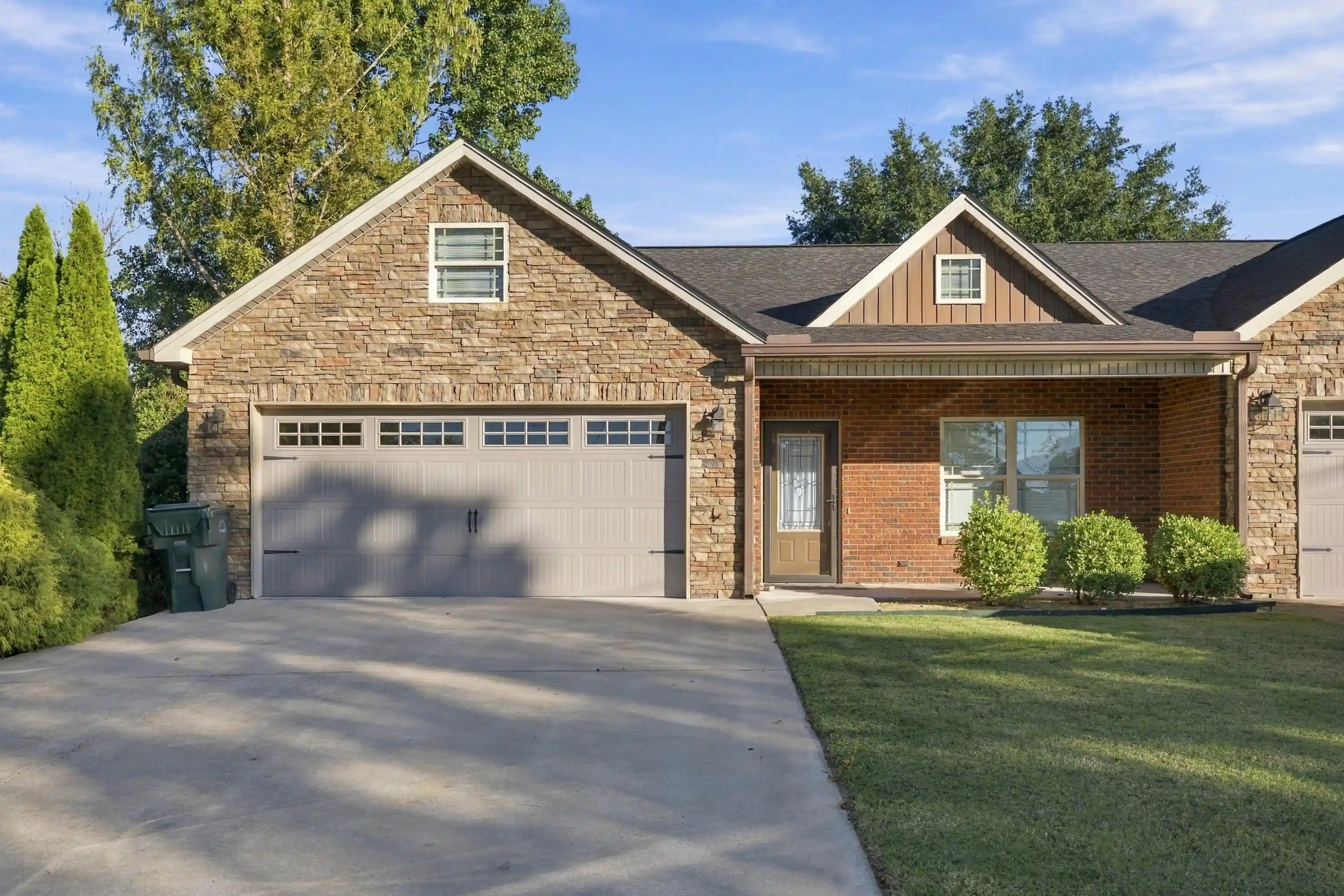 Photo 1 of Single family home for sale at 176 Guyler St, Ringgold, GA 30736 | MLS# 1544985 | Listing updated on 2026-10-26