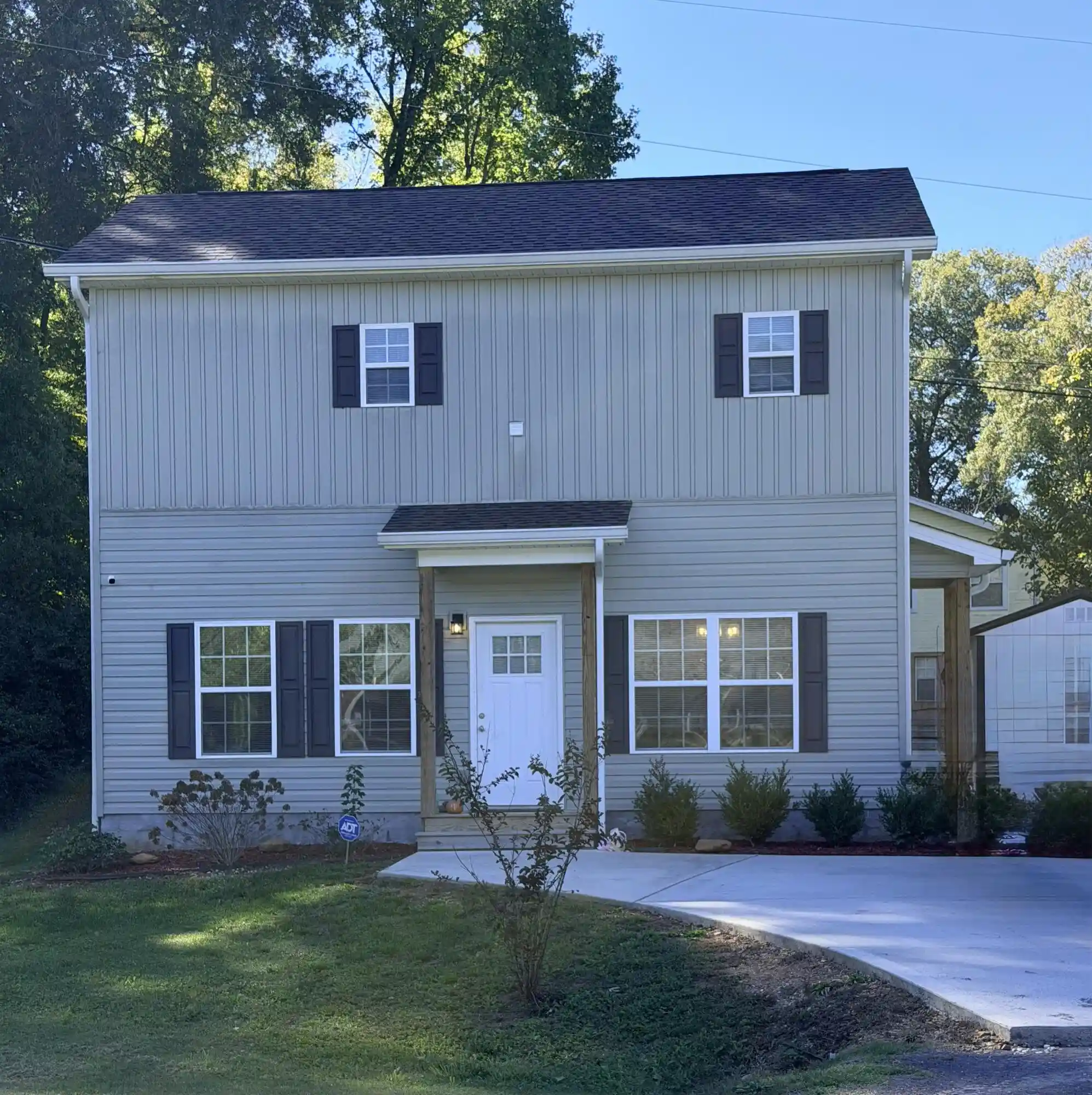 Photo 1 of Single family home for sale at 4710 Briarwood Dr, Chattanooga, TN 37416 | MLS# 1544975 | Listing updated on 2026-10-22