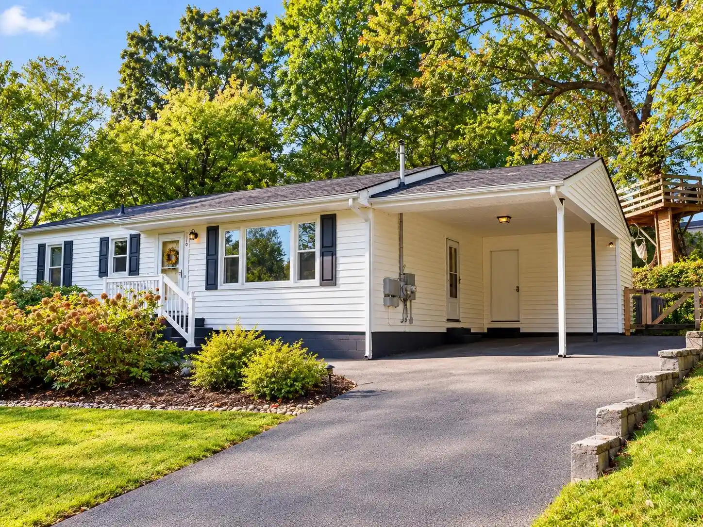 Photo 1 of Single family home for sale at 516 Occonechee Cir, Chattanooga, TN 37415 | MLS# 1544980 | Listing updated on 2026-10-25