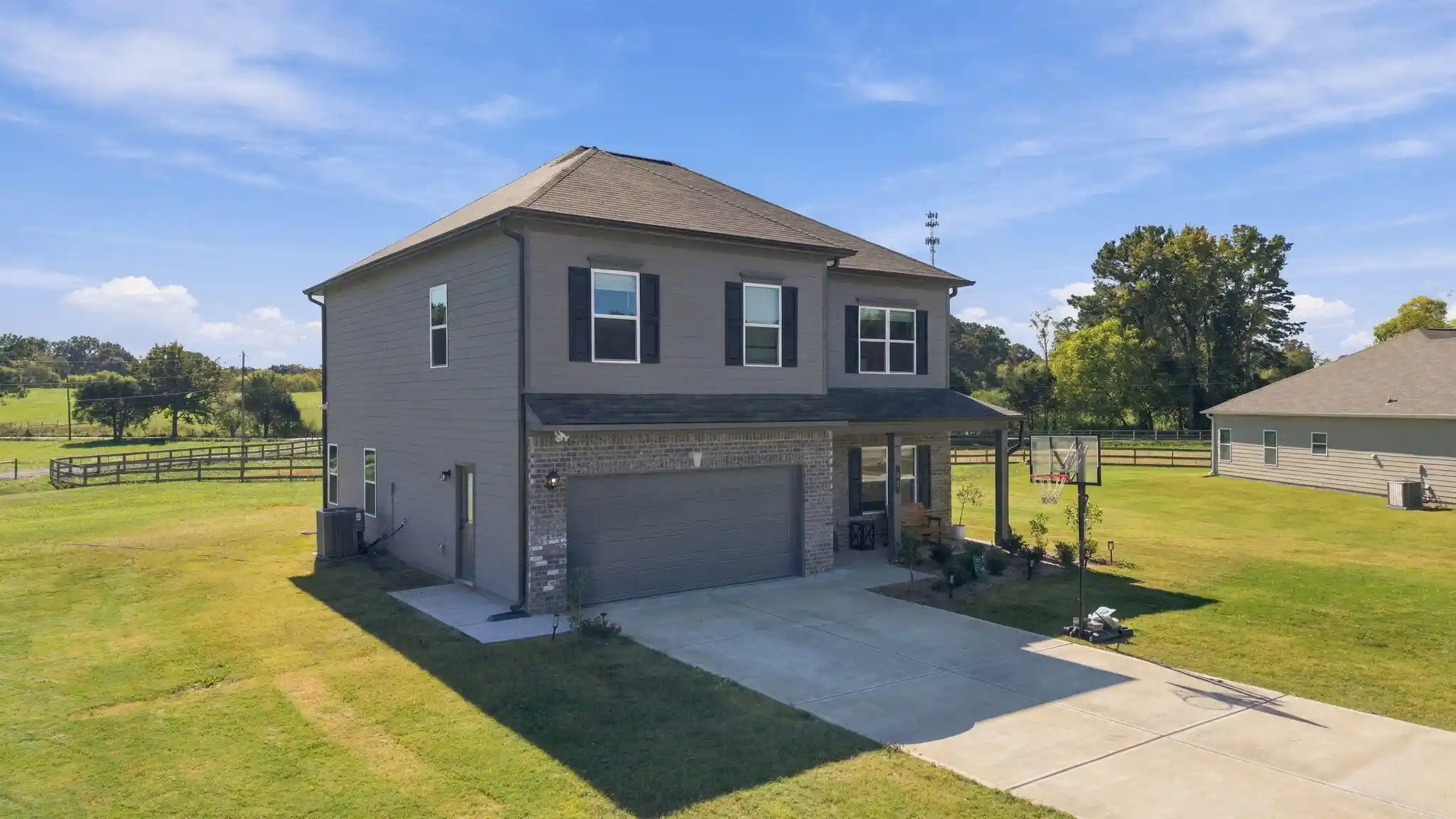 Single family home for sale at 32 Willow Cir, Rock Spring, GA 30739 | MLS# 1545147