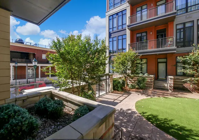 Photo 4 of Condo for sale at 129 Walnut St #Unit 111, Chattanooga, TN 37403 | MLS# 1545267 | Listing updated on 2026-10-30