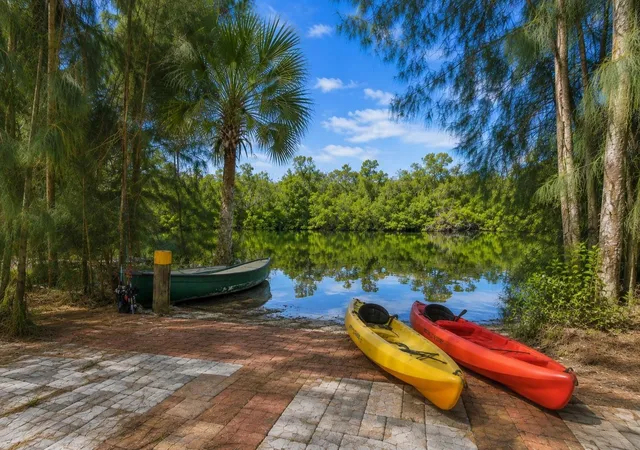 Photo 3 of Multi family home for sale at 5909 Mohr Rd, Tampa, FL 33615 | MLS# TB8413895 | Listing updated on 2026-09-02