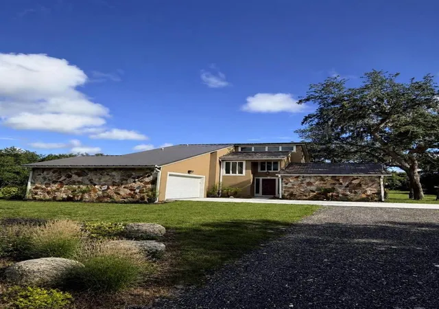 Photo 1 of Single family home for sale at 2598 Enterprise Osteen Rd, Osteen, FL 32764 | MLS# V4947250 | Listing updated on 2026-09-02