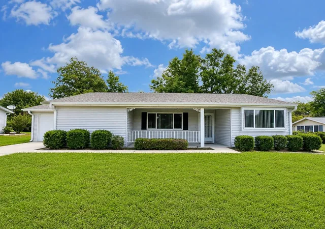 Photo 1 of Single family home for sale at 10891 Sw 89th Avenue, Ocala, FL 34481 | MLS# OM722185 | Listing updated on 2026-09-02