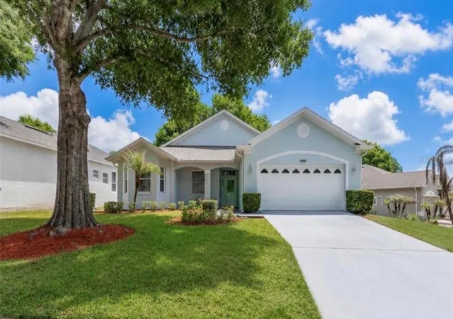 Photo 1 of Single family home for sale at 4215 Greenwich Ct, Clermont, FL 34711 | MLS# G5112455 | Listing updated on 2026-09-05