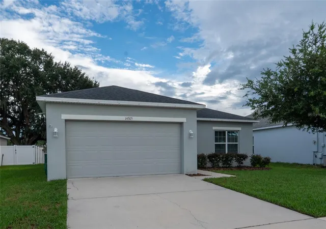Photo 2 of Single family home for sale at 14305 Hidden Ct, Clermont, FL 34711 | MLS# G5113287 | Listing updated on 2026-09-02
