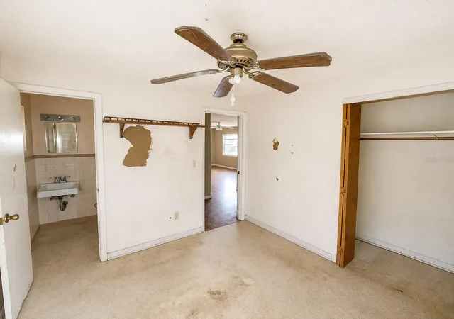 Photo 3 of Single family home for sale at 220 NW 28th Street, Ocala, FL 34475 | MLS# S5152056 | Listing updated on 2026-09-05