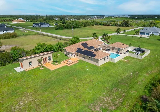 Photo 2 of Single family home for sale at 3016 Smilodon Trl, Ruskin, FL 33570 | MLS# TB8524137 | Listing updated on 2026-09-03