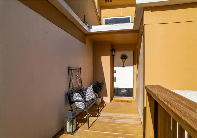 Photo 2 of Condo for sale at 1051 S Highland St #7D, Mount Dora, FL 32757 | MLS# G5114491 | Listing updated on 2026-10-08