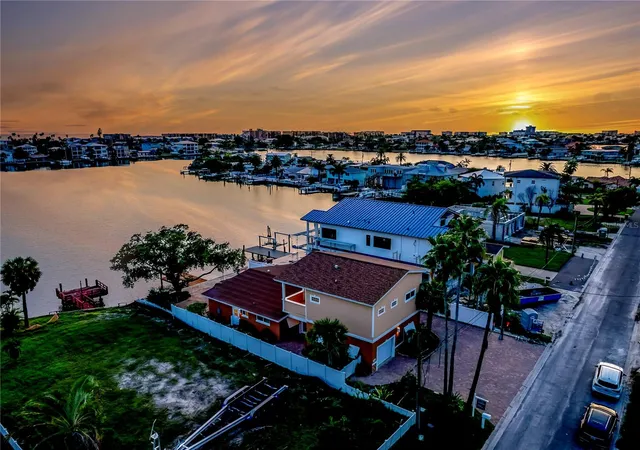 Photo 2 of Single family home for sale at 16102 4th Street E, Redington Beach, FL 33708 | MLS# TB8527737 | Listing updated on 2026-09-05