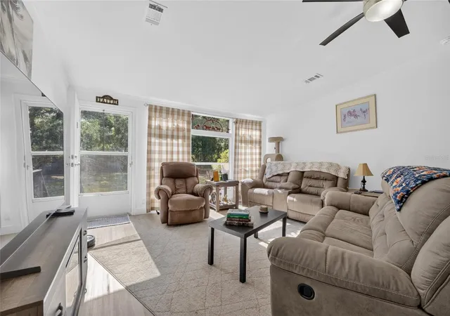 Photo 4 of Manufactured home for sale at 15680 SE 171st Lane, Weirsdale, FL 32195 | MLS# OM729050 | Listing updated on 2026-09-02