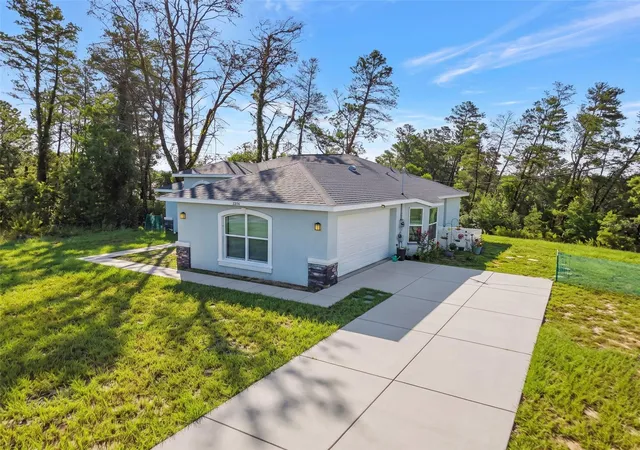 Photo 3 of Single family home for sale at 2404 Lema Dr, Spring Hill, FL 34609 | MLS# W7888011 | Listing updated on 2026-09-02