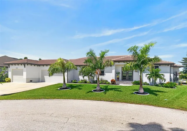 Photo 1 of Single family home for sale at 1737 Casey Key Dr, Punta Gorda, FL 33950 | MLS# C7529358 | Listing updated on 2026-09-03