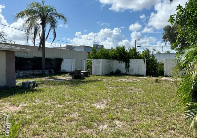 Photo 4 of Single family home for sale at 1169 Kingsley St, Clearwater, FL 33756 | MLS# TB8537084 | Listing updated on 2026-09-02
