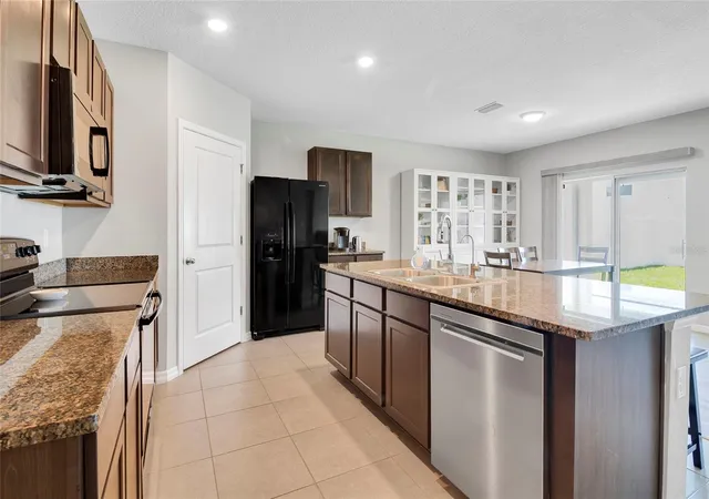 Photo 3 of Single family home for sale at 10213 Golden Light Ct, Riverview, FL 33578 | MLS# TB8538598 | Listing updated on 2026-09-01
