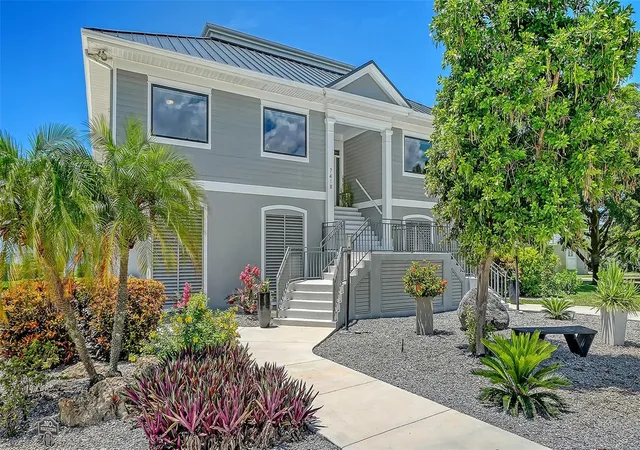 Photo 3 of Single family home for sale at 7418 Westmoreland Dr, Sarasota, FL 34243 | MLS# A4703035 | Listing updated on 2026-09-02