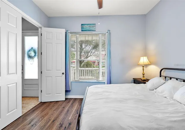 Photo 4 of Townhouse for sale at 412 Blue Byp Ln, Winter Springs, FL 32708 | MLS# O6433821 | Listing updated on 2026-09-28