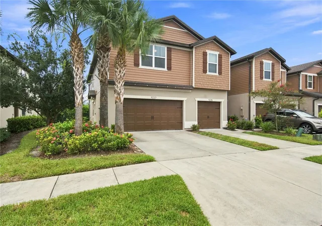 Photo 3 of Townhouse for sale at 9237 Hillcroft Dr, Riverview, FL 33578 | MLS# TB8539550 | Listing updated on 2026-10-02