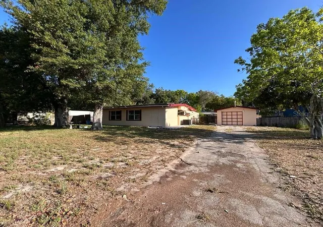 Photo 21 of Single family home for sale at 340 Santa Barbara St, North Fort Myers, FL 33903 | MLS# O6434880 | Listing updated on 2026-09-03
