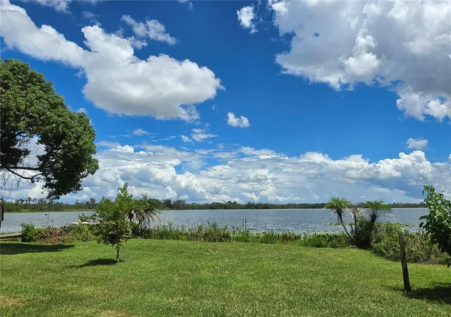 Photo 3 of Single family home for sale at 4414 Bonnet Lake Dr, Haines City, FL 33844 | MLS# B4902348 | Listing updated on 2026-09-02