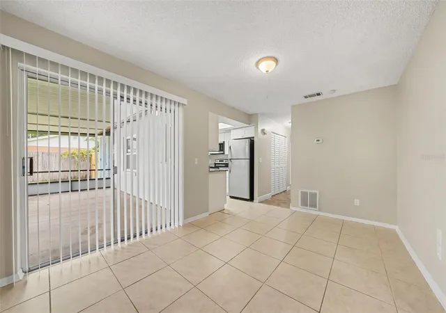 Photo 4 of Single family home for sale at 7925 Segovia St, Orlando, FL 32822 | MLS# O6435497 | Listing updated on 2026-10-15