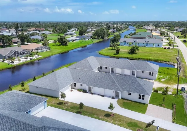 Photo 4 of House for sale at 238 Boundary Blvd, Rotonda West, FL 33947 | MLS# D6148507 | Listing updated on 2026-09-03