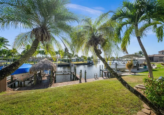 Photo 2 of Condo for sale at 4803 Sw Santa Barbara Ct #8, Cape Coral, FL 33914 | MLS# C7529854 | Listing updated on 2026-09-03