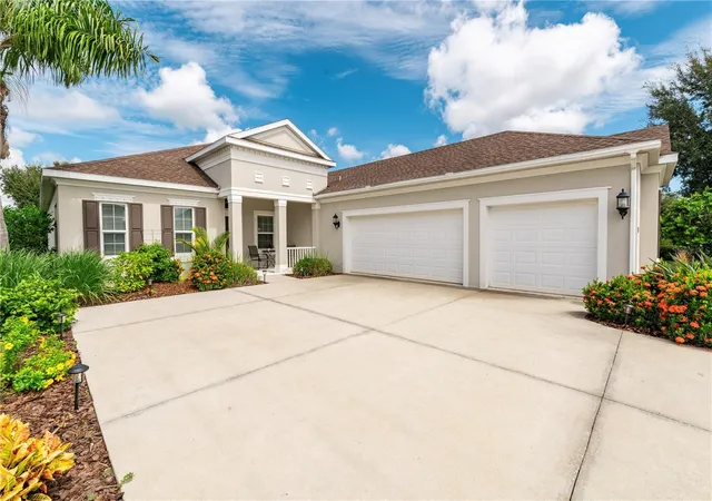Photo 3 of Single family home for sale at 1117 Thornbury Dr, Parrish, FL 34219 | MLS# TB8541334 | Listing updated on 2026-09-05