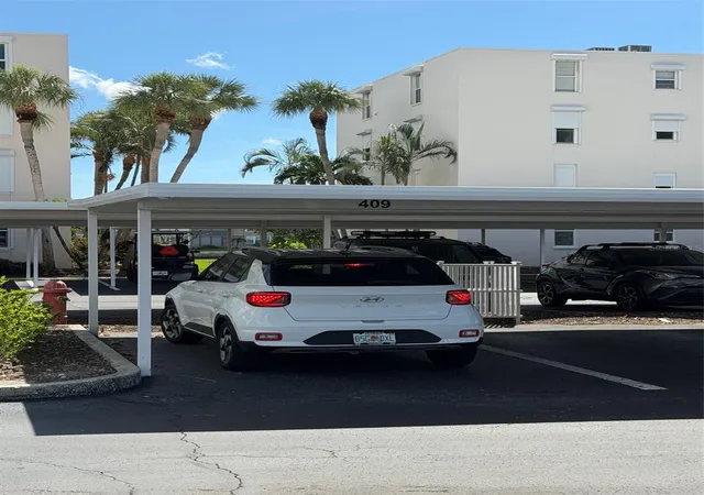 Photo 33 of Condo for sale at 7665 Sun Is Dr S #409, South Pasadena, FL 33707 | MLS# TB8541714 | Listing updated on 2026-09-02
