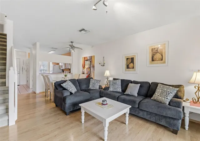 Photo 4 of Townhouse for sale at 5052 Misty Cnl Pl, Bradenton, FL 34203 | MLS# A4703887 | Listing updated on 2026-09-03