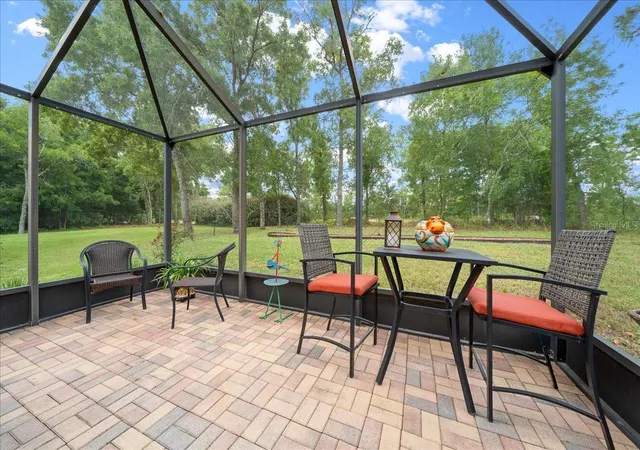 Photo 1 of Single family home for sale at 9122 Sw 102nd Cir, Ocala, FL 34481 | MLS# OM731039 | Listing updated on 2026-10-08