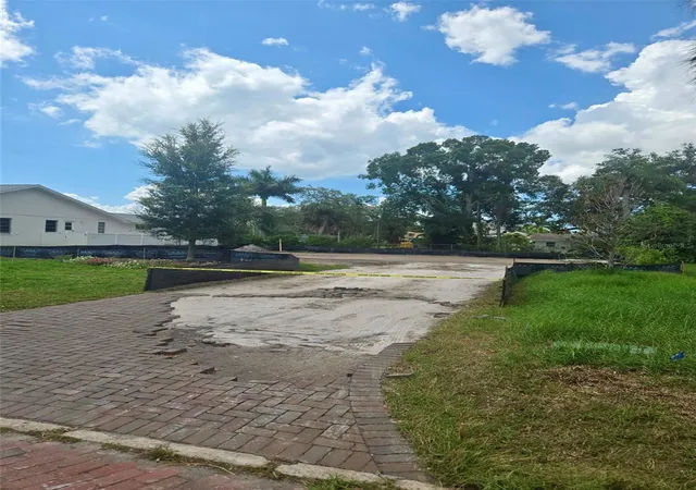 Land for sale at 319 Rafael Blvd NE, Saint Petersburg, FL 33704 | MLS# TB8542295