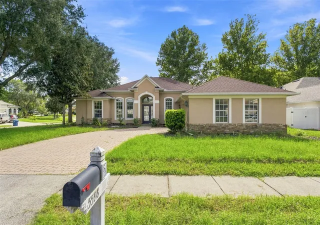 Photo 1 of Single family home for sale at 5598 Thorngrove Wy, Spring Hill, FL 34609 | MLS# W7888895 | Listing updated on 2026-09-02