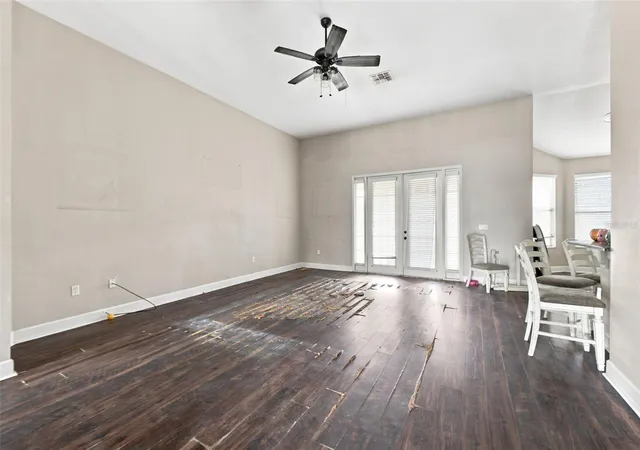 Photo 3 of Single family home for sale at 5598 Thorngrove Wy, Spring Hill, FL 34609 | MLS# W7888895 | Listing updated on 2026-10-13