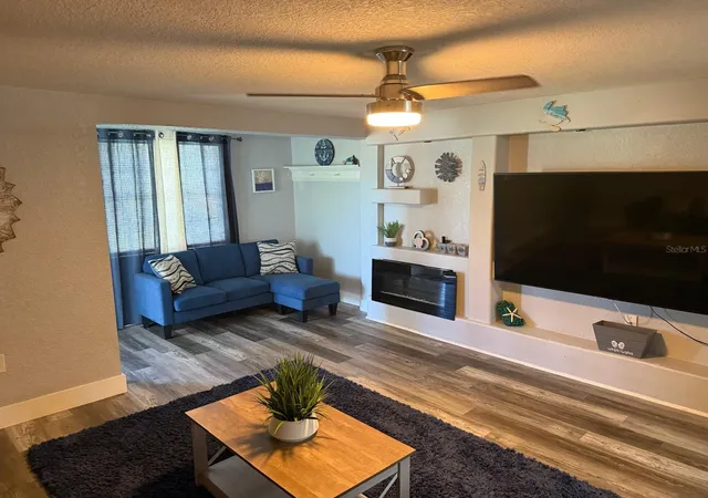 Photo 3 of Condo for sale at 4109 78th Street W #29A, Bradenton, FL 34209 | MLS# A4704088 | Listing updated on 2026-10-01