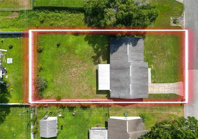 Photo 2 of Single family home for sale at 2912 Woodcrest Ln, Lakeland, FL 33805 | MLS# L4964587 | Listing updated on 2026-09-02