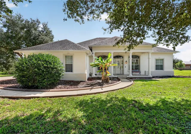 Photo 1 of Single family home for sale at 32542 Scenic Hills Dr, Mount Dora, FL 32757 | MLS# G5117001 | Listing updated on 2026-09-05