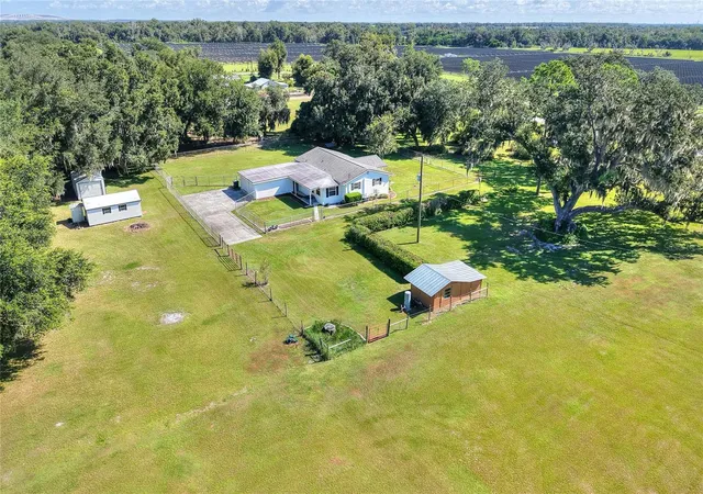 Photo 3 of Single family home for sale at 9440 Chicora Rd, Mulberry, FL 33860 | MLS# L4964598 | Listing updated on 2026-09-06