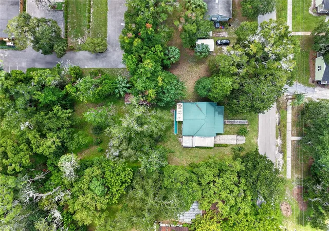 Photo 2 of Single family home for sale at 321 Ne 11Th St, Gainesville, FL 32601 | MLS# GC543038 | Listing updated on 2026-09-03
