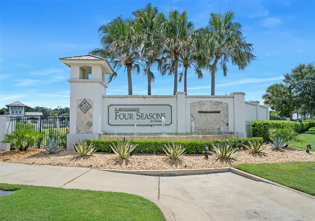 Photo 1 of Single family home for sale at 7748 Four Seasons Blvd, Kissimmee, FL 34747 | MLS# V4950940 | Listing updated on 2026-10-15