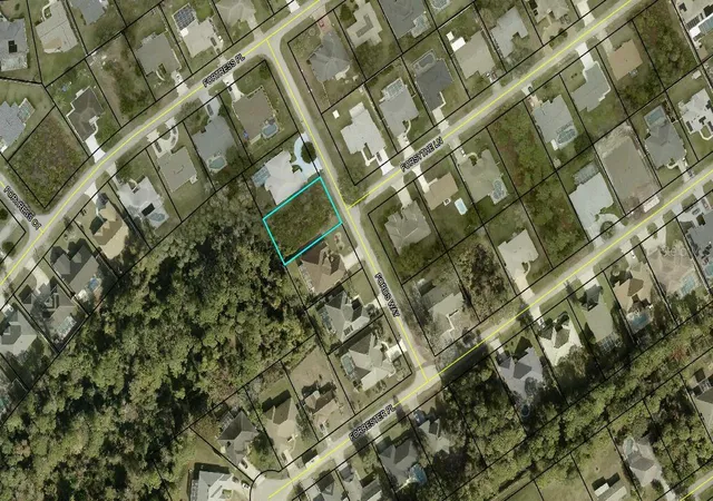 Photo 1 of Sale Pending at 10 Fords Way, Palm Coast, FL 32137 | MLS# FC321017 | Listing updated on 2026-09-28