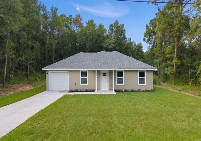 Photo 3 of Single family home for sale at 106 Sequoia Trl, Ocklawaha, FL 32179 | MLS# OM731195 | Listing updated on 2026-09-03