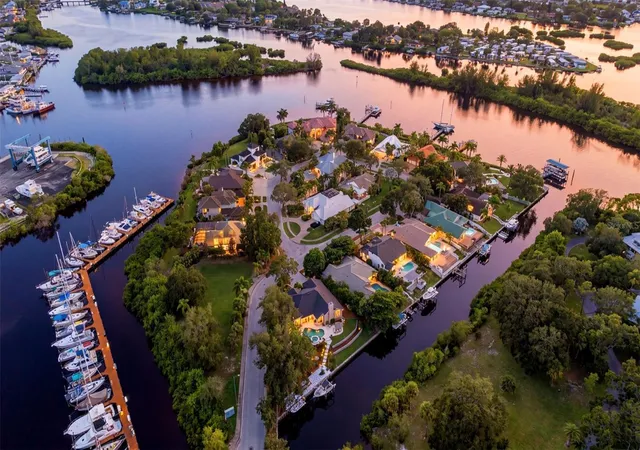 Photo 1 of Single family home for sale at 1102 Marina Dr, Tarpon Springs, FL 34689 | MLS# TB8543080 | Listing updated on 2026-09-06